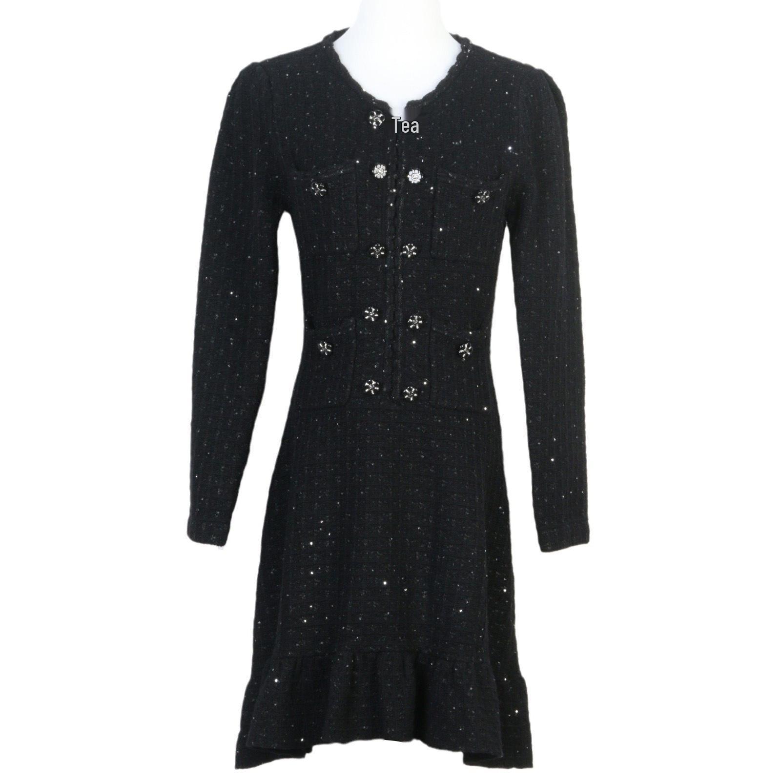 French Luxury Fishtail Skirt with Love Heart Waist - Women s Autumn/Winter Elegant Style Short Dress Medium
French Luxury Fishtail Skirt with Love Heart Waist - Women s Autumn/Winter Elegant Style Short Dress Medium