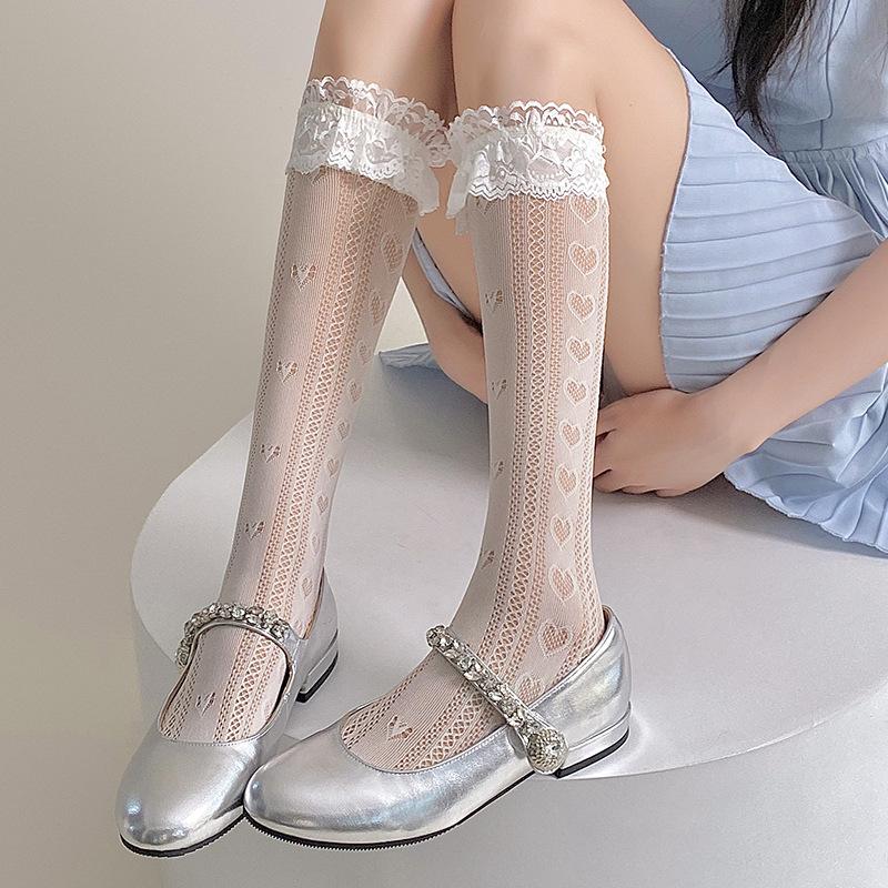 Носки Lolita Tui Tui для женщин весна и лето, тонкие кружевные носки до середины икры с кружевом в форме сердца, белые жаккардовые длинные чулки 1 pair бежевый
Носки Lolita Tui Tui для женщин весна и лето, тонкие кружевные носки до середины икры с кружевом в форме сердца, белые жаккардовые длинные чулки 1 pair бежевый