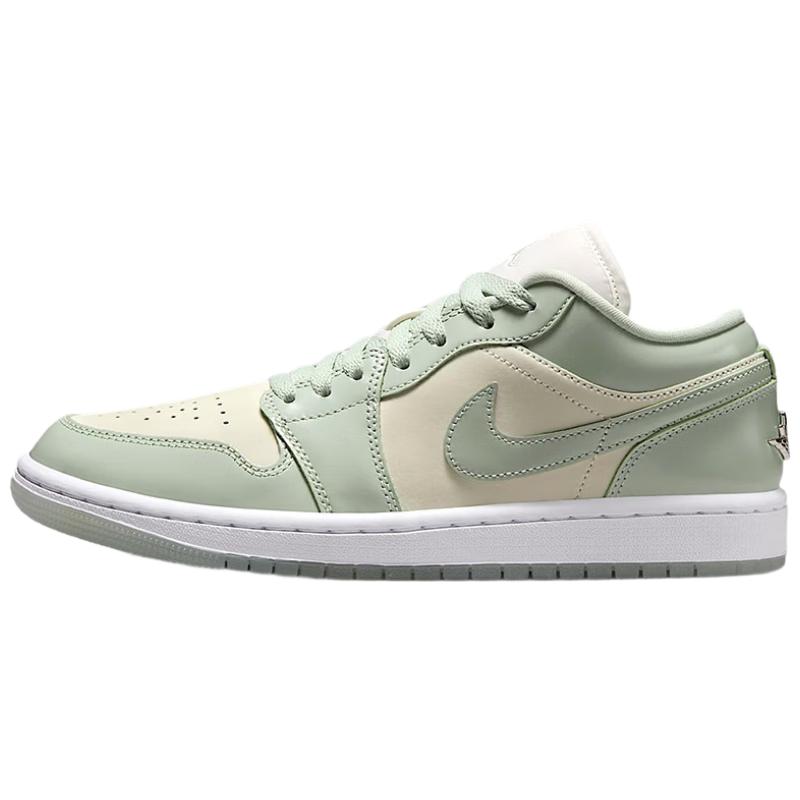 Jordan AJ1 Casual Sports Shoes 37.5
Jordan AJ1 Casual Sports Shoes 37.5