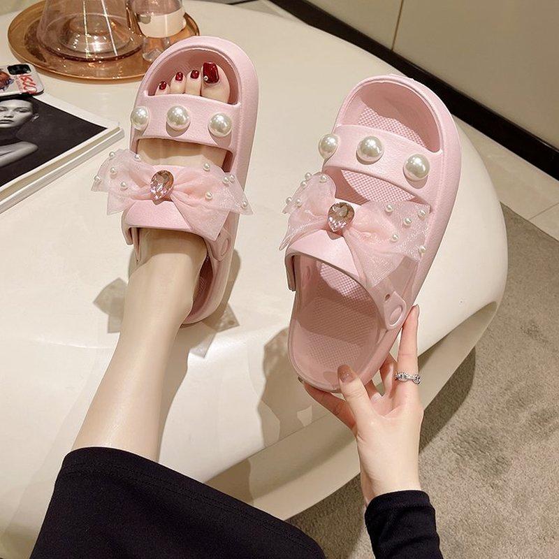 2024 Summer Shoes Women Slippers for Butterfly-Knot String Bead Rhinestones Platform Slides Soft Flat Women s Beach Shoes
2024 Summer Shoes Women Slippers for Butterfly-Knot String Bead Rhinestones Platform Slides Soft Flat Women s Beach Shoes