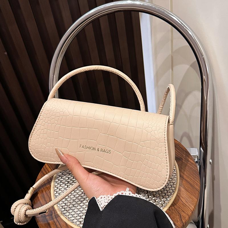 Underarm bag 2025 new crocodile pattern small square bag commuter shoulder messenger bag рожевий
Underarm bag 2025 new crocodile pattern small square bag commuter shoulder messenger bag рожевий