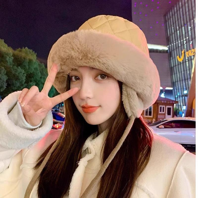 Hat female autumn and winter warm ear protector basin hat cute cold hat bucket hat down thickened windproof cotton hat Adjustable коричневый
Hat female autumn and winter warm ear protector basin hat cute cold hat bucket hat down thickened windproof cotton hat Adjustable коричневый