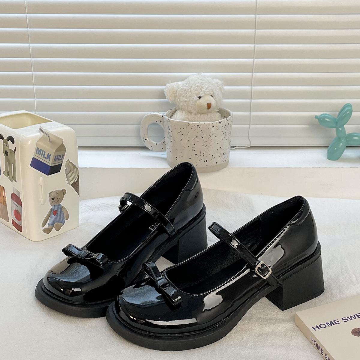 Mary Jane Shoes for Women 5cm Chunky Heels Thick Sole Black Brown Japanese Korean Retro Style Office School Summer Shoes 35 чорний
Mary Jane Shoes for Women 5cm Chunky Heels Thick Sole Black Brown Japanese Korean Retro Style Office School Summer Shoes 35 чорний
