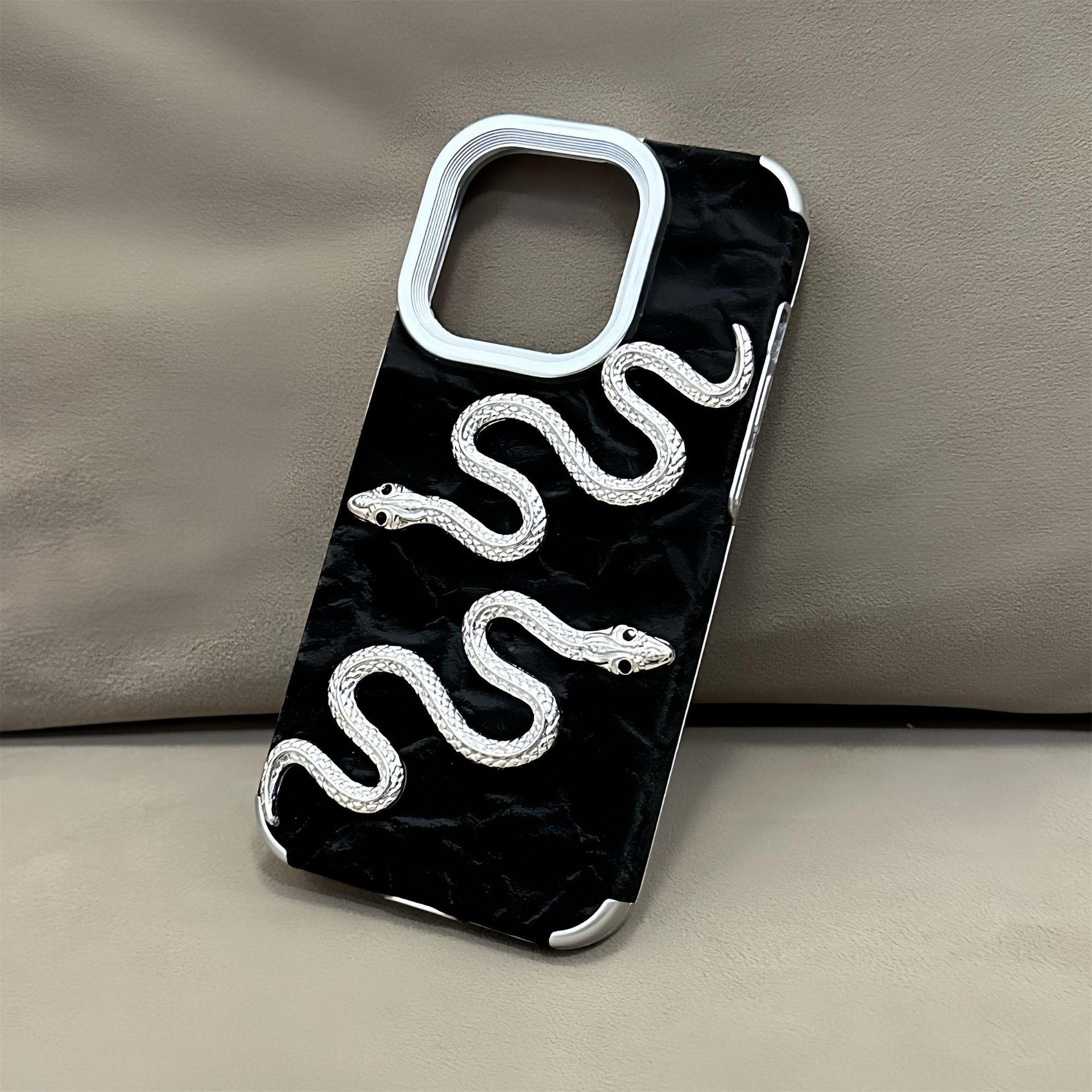 Advanced Snow Mountain Pattern Three Dimensional Golden Snake Suitable for Iphone16promax Mobile Phone Case Anti Fall Apple 15 Protective Case Apple 15PROMAX
Advanced Snow Mountain Pattern Three Dimensional Golden Snake Suitable for Iphone16promax Mobile Phone Case Anti Fall Apple 15 Protective Case Apple 15PROMAX