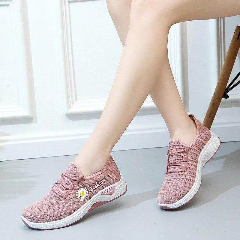 Flying woven hollow mesh breathable sports shoes female versatile student casual running shoes 36
Flying woven hollow mesh breathable sports shoes female versatile student casual running shoes 36