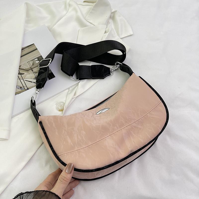 Chic And Elegant Korean Style Crossbody Pillow Bag In Soft Pu Material For Everyday Use рожевий
Chic And Elegant Korean Style Crossbody Pillow Bag In Soft Pu Material For Everyday Use рожевий