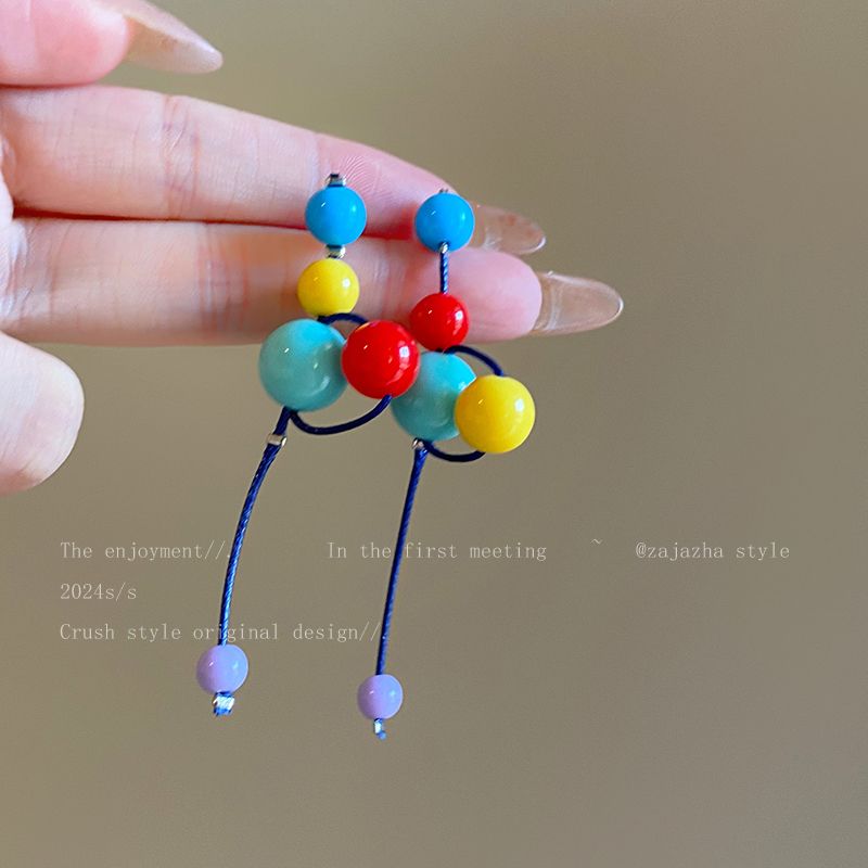 Candy Color Girl Cute Dignified Sense of Design Resin Blue series gas explosive beads (Silver Needle)
Candy Color Girl Cute Dignified Sense of Design Resin Blue series gas explosive beads (Silver Needle)