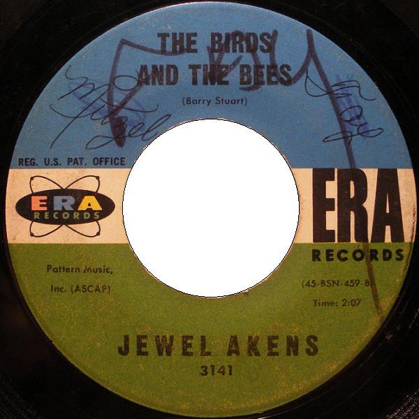 7-дюймовая пластинка JEWEL AKENS - The Birds And The Bees 3141 ERA Records 1965 США Рок Б/У
7-дюймовая пластинка JEWEL AKENS - The Birds And The Bees 3141 ERA Records 1965 США Рок Б/У