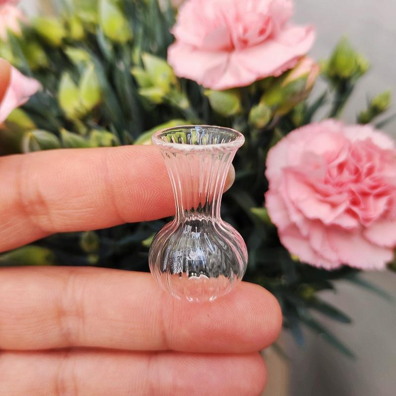 DollHouse Miniature Glass Vase Decoration Fairy Garden Scene MINI Art Plant Hydroponic Vase Glass Crafts DIY Aromatherapy Bottle
DollHouse Miniature Glass Vase Decoration Fairy Garden Scene MINI Art Plant Hydroponic Vase Glass Crafts DIY Aromatherapy Bottle