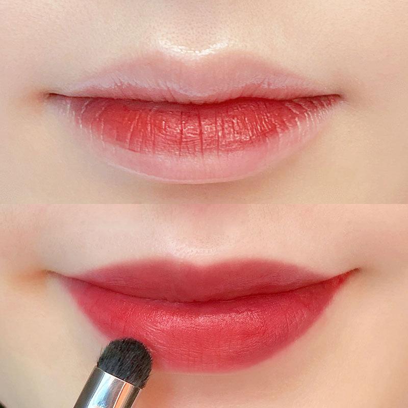 1 шт., кисти для смешивания помады, прецизионные тени для век, кисть для макияжа, куполообразная маленькая портативная кисть для губ с футляром 
1 шт., кисти для смешивания помады, прецизионные тени для век, кисть для макияжа, куполообразная маленькая портативная кисть для губ с футляром