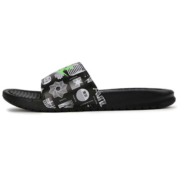 Мужские кроссовки Nike Benassi JDI Print Slide Run To Tokyo Black White Green-Strike 631261-042
Мужские кроссовки Nike Benassi JDI Print Slide Run To Tokyo Black White Green-Strike 631261-042