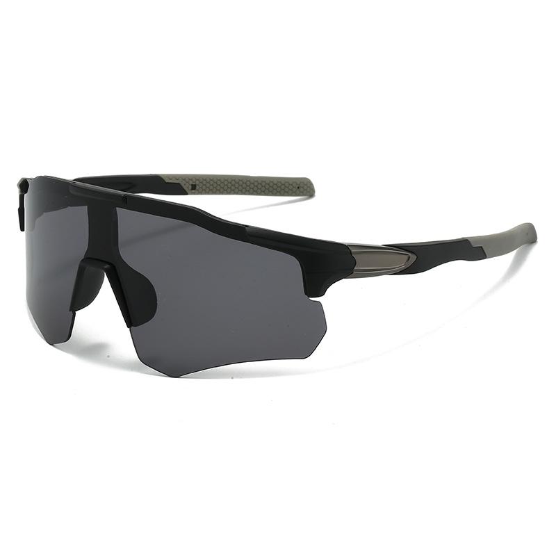 New sports sunglasses, fashionable mountain bike riding glasses
New sports sunglasses, fashionable mountain bike riding glasses