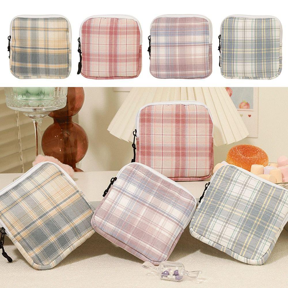Grid Pattern Sanitary Napkins Pocket Multipurpose Coin Purse Gift Cosmetic Bag Girl
Grid Pattern Sanitary Napkins Pocket Multipurpose Coin Purse Gift Cosmetic Bag Girl