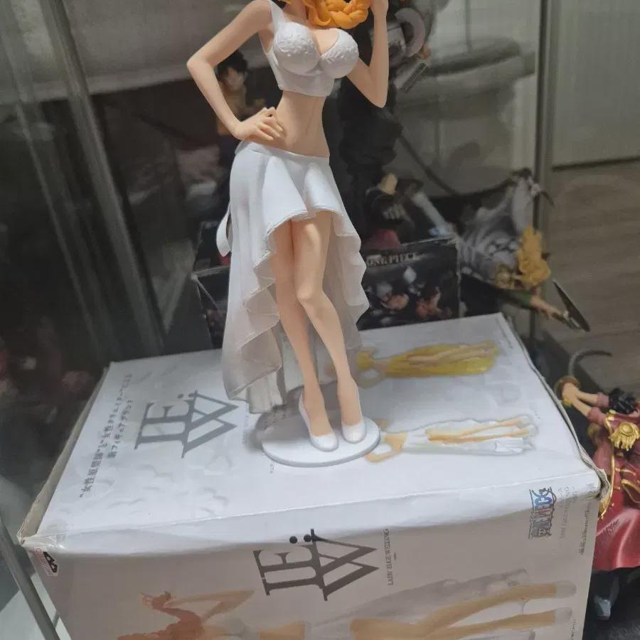 One Piece Леди Эдж Нами Свадебная Фигурка
One Piece Леди Эдж Нами Свадебная Фигурка
