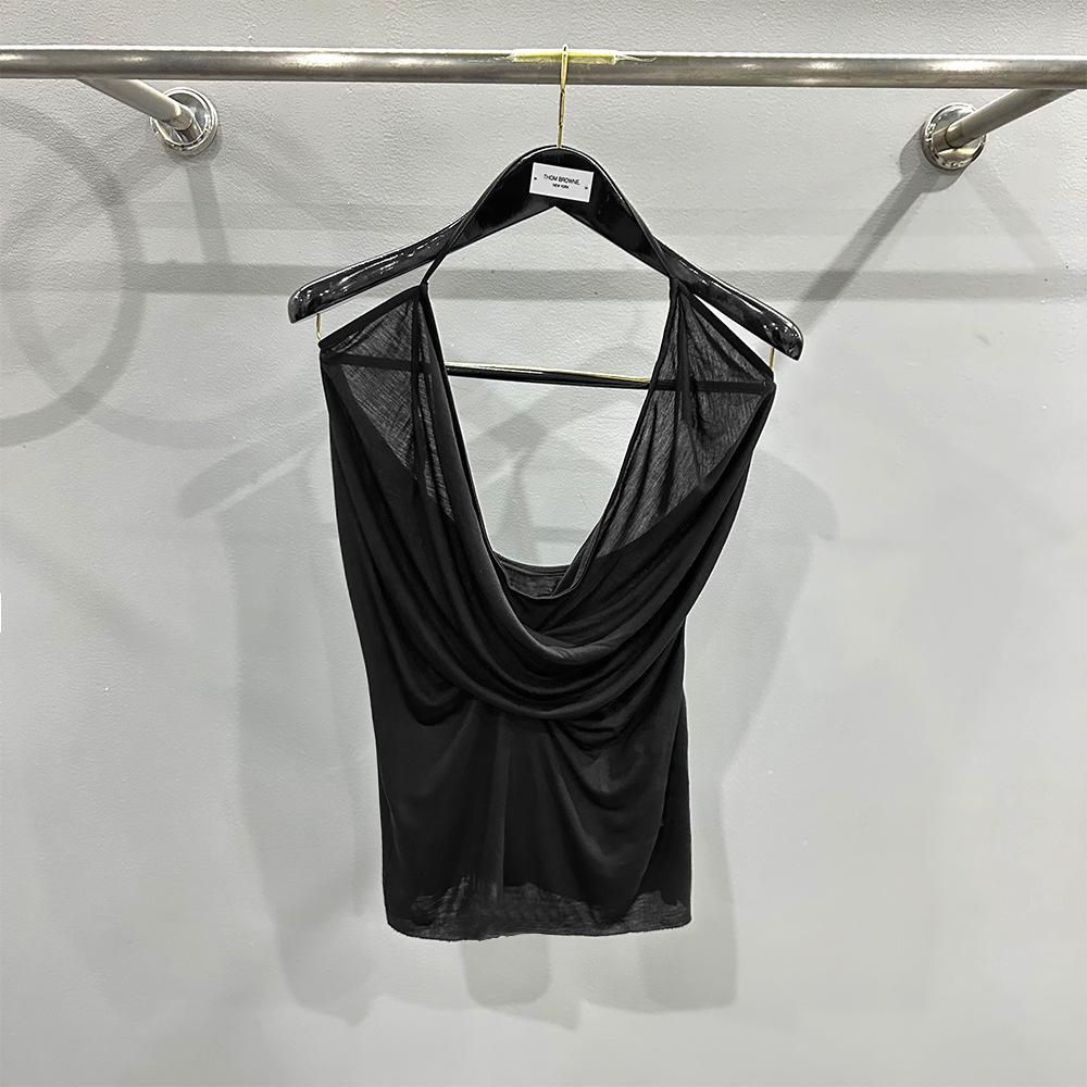 SUBHUMAN Женский трикотажный топ-майка без рукавов с драпировкой и халтером - Коллекция Весна/Лето 2024 Large чёрный
SUBHUMAN Женский трикотажный топ-майка без рукавов с драпировкой и халтером - Коллекция Весна/Лето 2024 Large чёрный