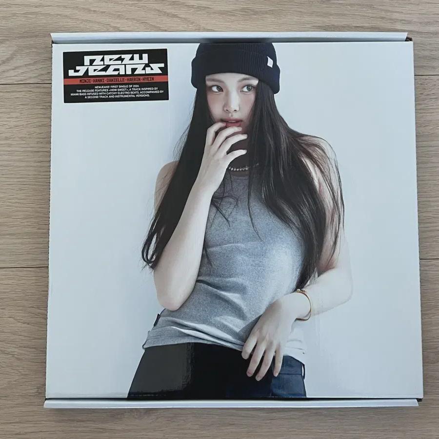 NewJeans Нжз Хэин Хеин Сладкий Дом Сладкий Альбом
NewJeans Нжз Хэин Хеин Сладкий Дом Сладкий Альбом