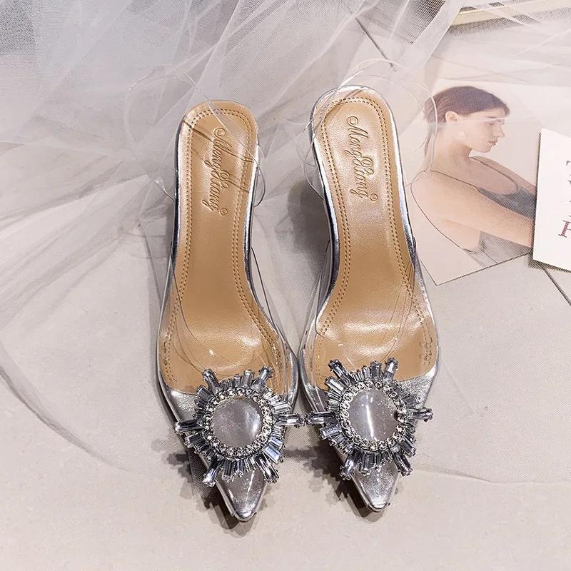 Fashion Versatile Women Shoe Simple Temperament Comfort Trendy Women Sandal 2025 New Summer Womens Slipper Anti Slip Single Shoe 35 серебряный
Fashion Versatile Women Shoe Simple Temperament Comfort Trendy Women Sandal 2025 New Summer Womens Slipper Anti Slip Single Shoe 35 серебряный