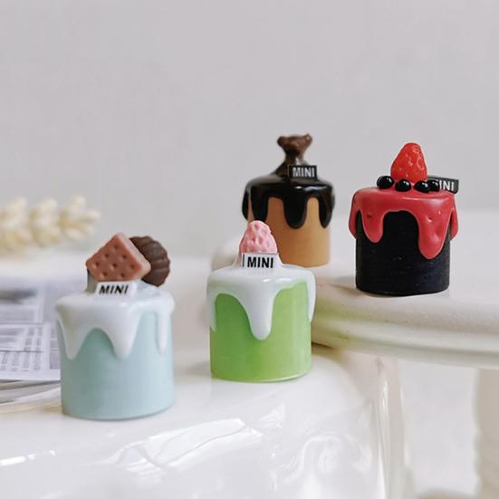 Mini Dessert Model 1:12 Scale Miniature Cake Handmade Resin Food Accessories for Doll Mansion Decoration Kids Pretend Play C
Mini Dessert Model 1:12 Scale Miniature Cake Handmade Resin Food Accessories for Doll Mansion Decoration Kids Pretend Play C