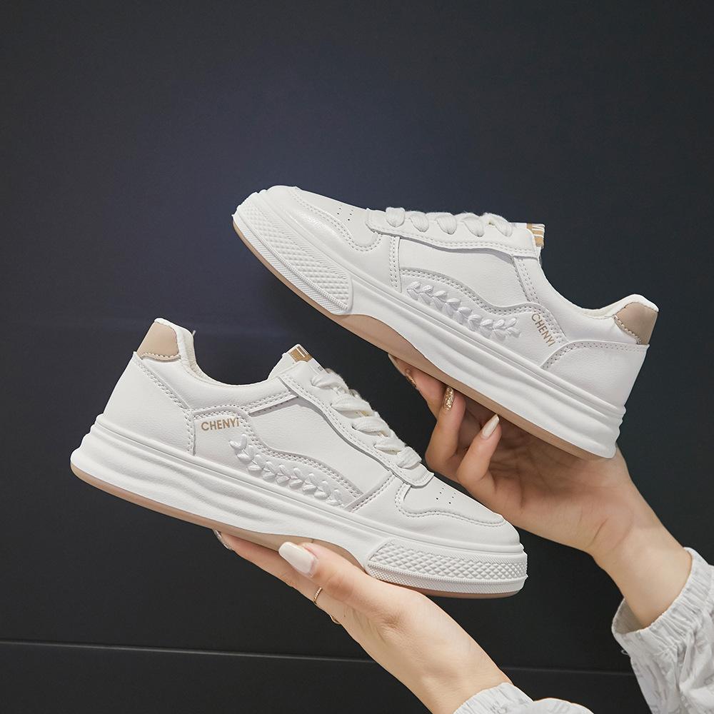 Летние кожаные лоферы Luj женские новые студенческие универсальные повседневные спортивные мягкие 40 абрикосовый
Летние кожаные лоферы Luj женские новые студенческие универсальные повседневные спортивные мягкие 40 абрикосовый