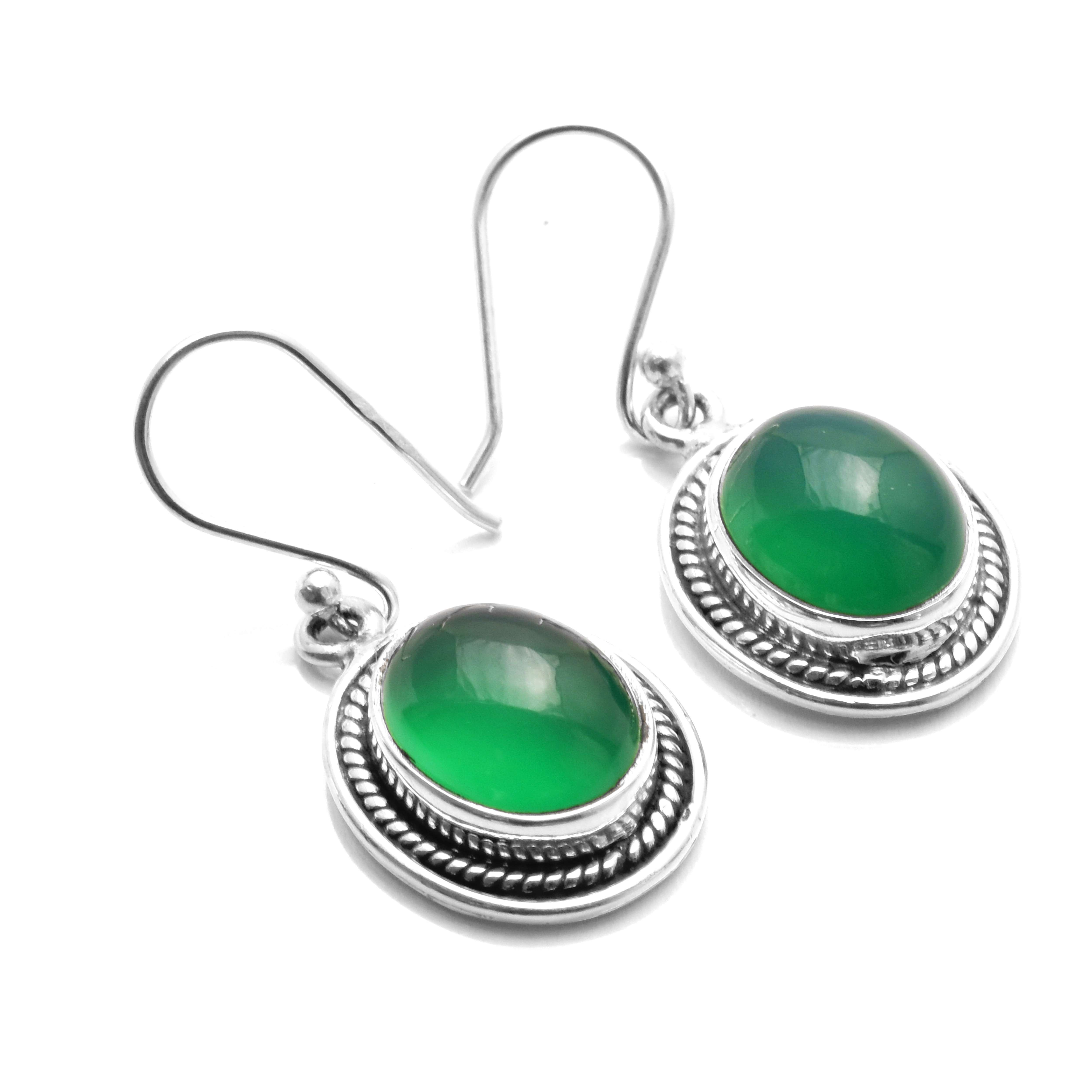 Green Onyx Gemstone Earrings Solid 925 Sterling Silver Handmade Earrings Jewelry Gift For Women And Girls E-3563
Green Onyx Gemstone Earrings Solid 925 Sterling Silver Handmade Earrings Jewelry Gift For Women And Girls E-3563