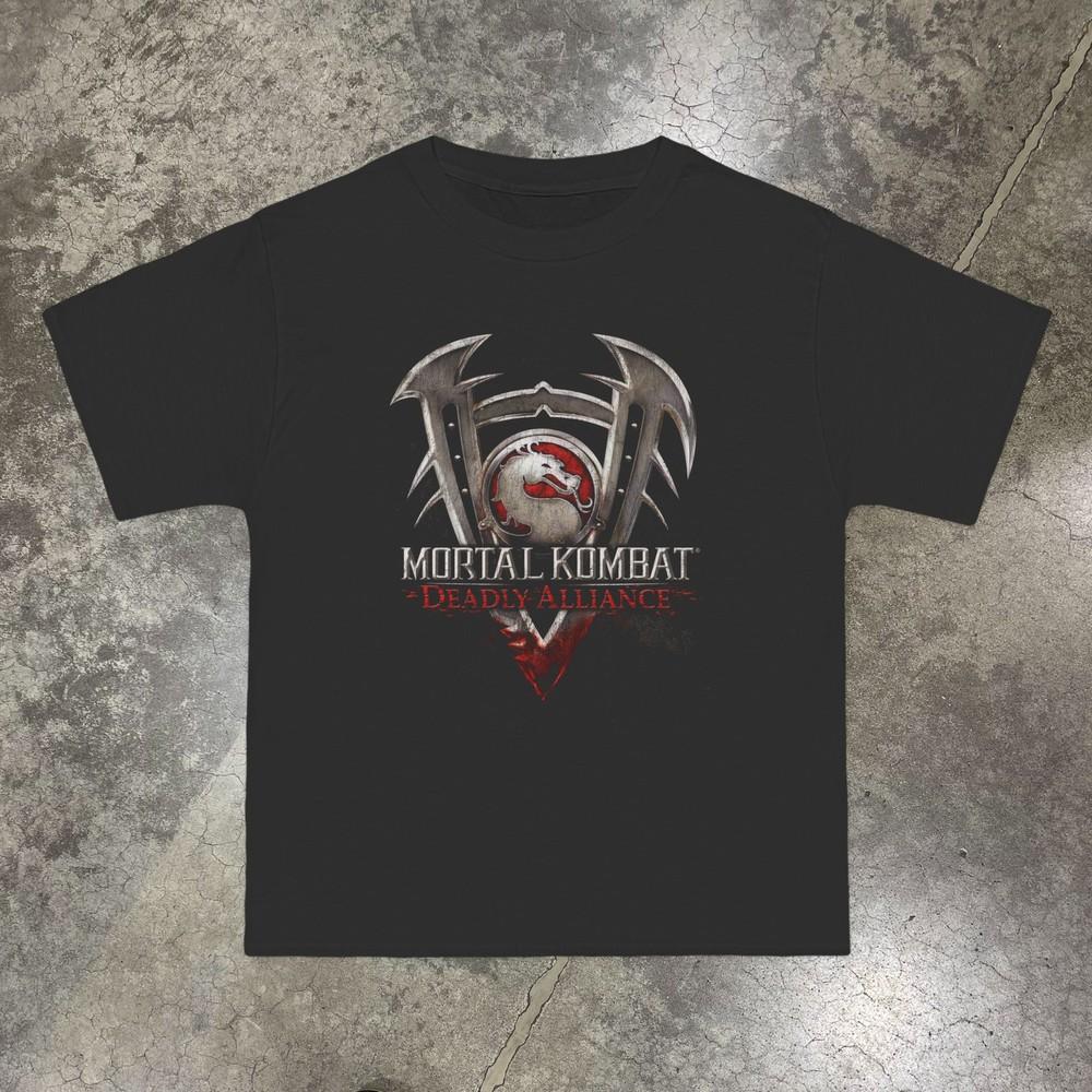 MORTAL KOMBAT DEADLY ALLIANCE (2002) VINTAGE REPRINT Unisex T-Shirt XXL
MORTAL KOMBAT DEADLY ALLIANCE (2002) VINTAGE REPRINT Unisex T-Shirt XXL