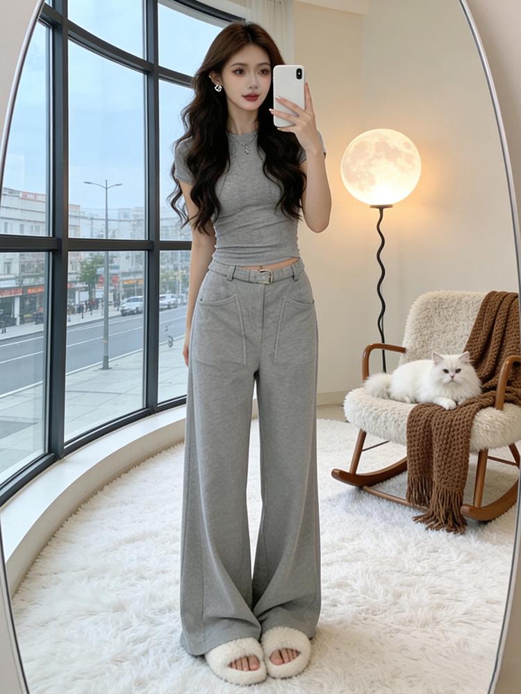 2026 Summer Grey Slimming T-shirt & Wide-Leg Pants Two-Piece Set XX-Large
2026 Summer Grey Slimming T-shirt & Wide-Leg Pants Two-Piece Set XX-Large