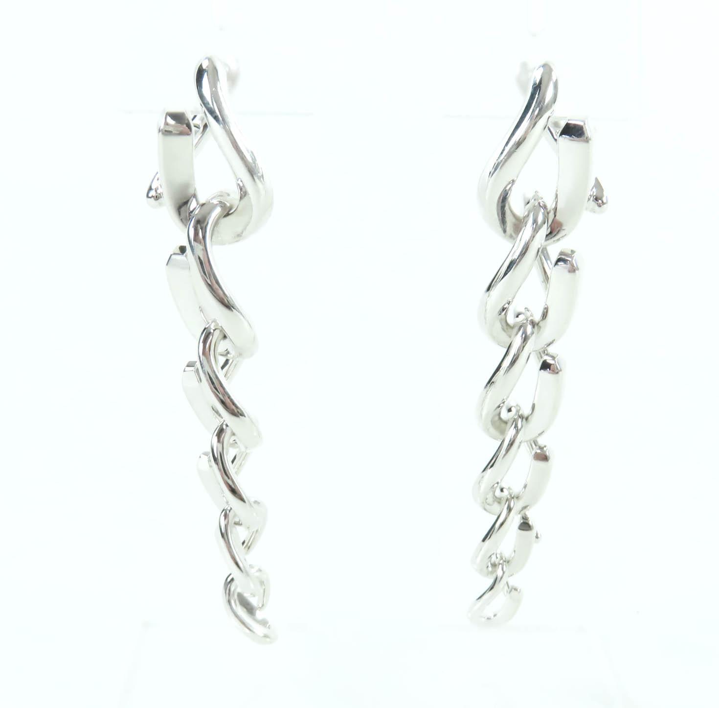 Excellent TIFFANY&Co. Pierce Forge Drop Link Silver AG925 Women Used
Excellent TIFFANY&Co. Pierce Forge Drop Link Silver AG925 Women Used