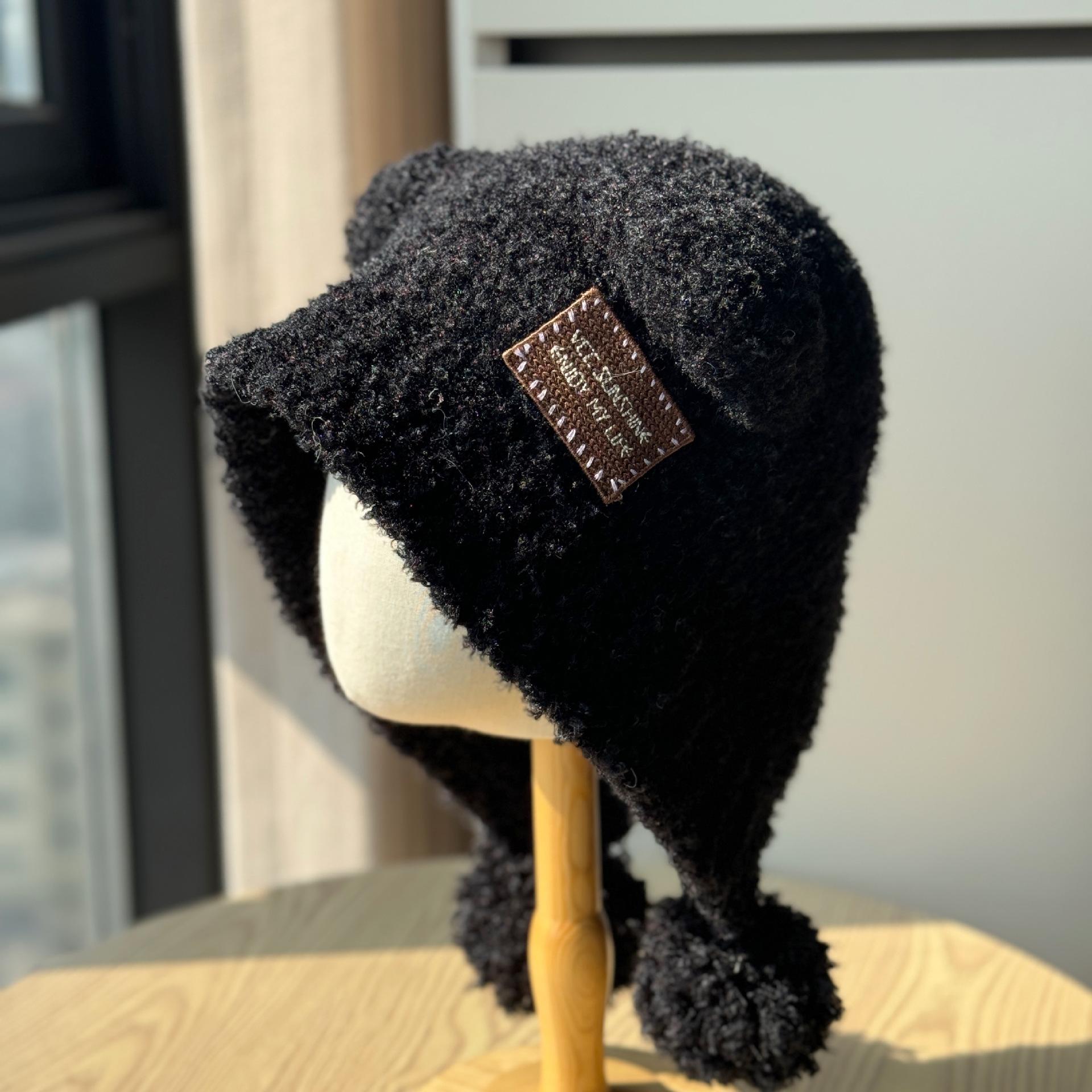 A cute knitted wool hat with bear ears for women, suitable for autumn and winter, keeping them warm and protecting their faces from the cold. It also Adult54-60Average Size чёрный
A cute knitted wool hat with bear ears for women, suitable for autumn and winter, keeping them warm and protecting their faces from the cold. It also Adult54-60Average Size чёрный