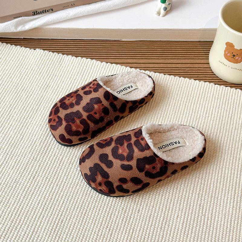 Children s fleece-lined thickened slippers for autumn and winter, boys indoor slippers, girls leopard print outdoor cotton slippers 23-25Code one hand3Double цветной печати леопарда
Children s fleece-lined thickened slippers for autumn and winter, boys indoor slippers, girls leopard print outdoor cotton slippers 23-25Code one hand3Double цветной печати леопарда