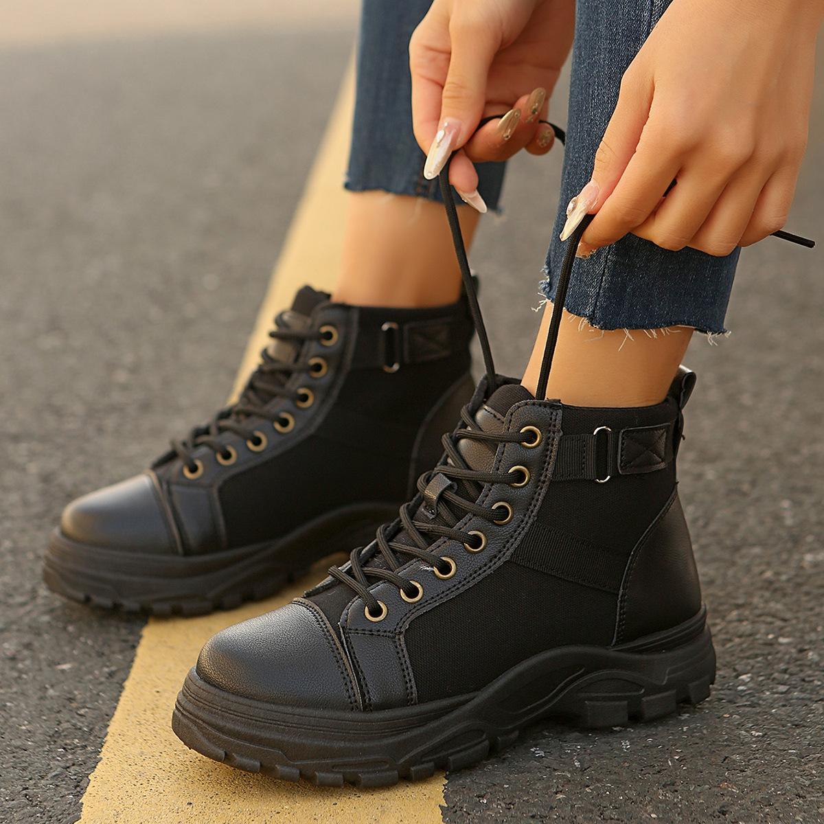 2024 European and American winter new couple high-top leather boots British wind velvet warm short boots lace-up tooling boots size 45 36 чорний
2024 European and American winter new couple high-top leather boots British wind velvet warm short boots lace-up tooling boots size 45 36 чорний