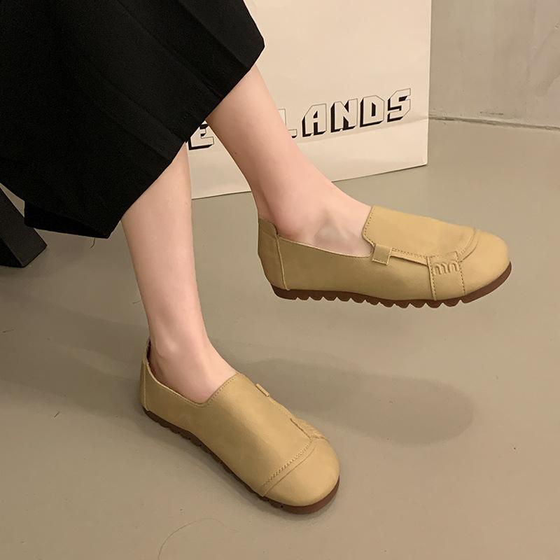 2025 spring fashion versatile flat-bottomed Doudou shoes 2025 new matte casual single shoes women s one-pedal women s shoes 40 бежевий
2025 spring fashion versatile flat-bottomed Doudou shoes 2025 new matte casual single shoes women s one-pedal women s shoes 40 бежевий