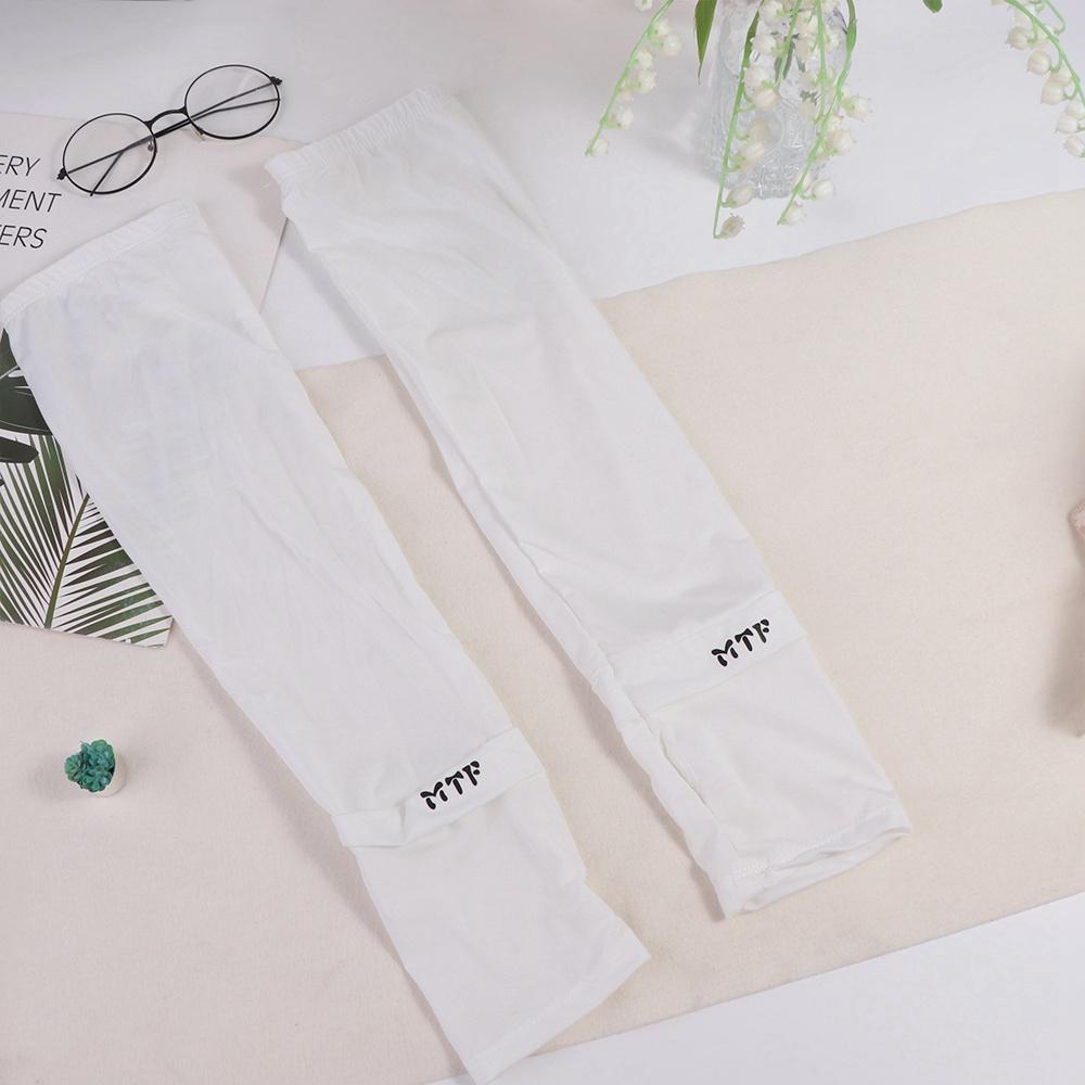 For Girls Simple Solid Color Cycling Outdoor Anti-UV Women Arm Sleeves Driving Arm Cover Summer Sunscreen Sleeves Ice Silk білий
For Girls Simple Solid Color Cycling Outdoor Anti-UV Women Arm Sleeves Driving Arm Cover Summer Sunscreen Sleeves Ice Silk білий
