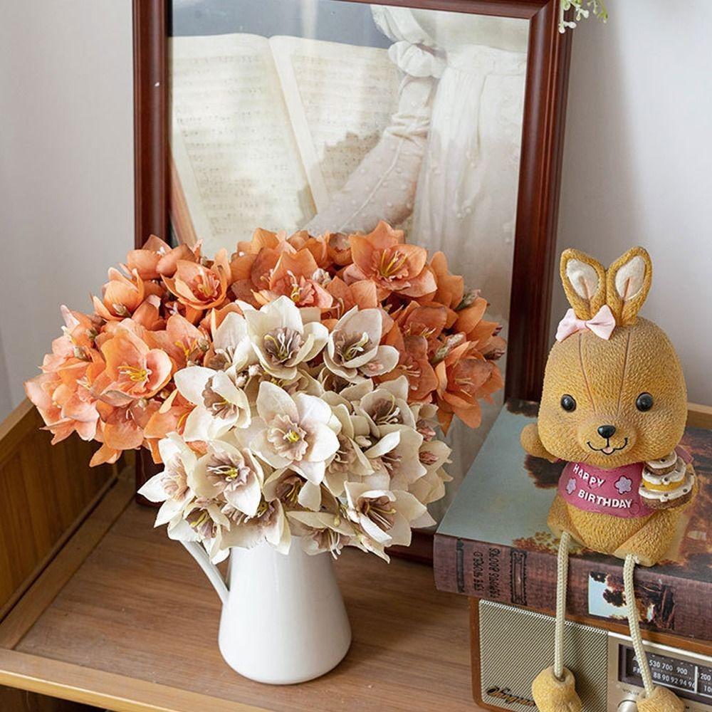 Elegant Artificial Narcissus Bouquet Luxury Fake Flower Silk Narcissus Flower Outdoor Garden Decor білий
Elegant Artificial Narcissus Bouquet Luxury Fake Flower Silk Narcissus Flower Outdoor Garden Decor білий