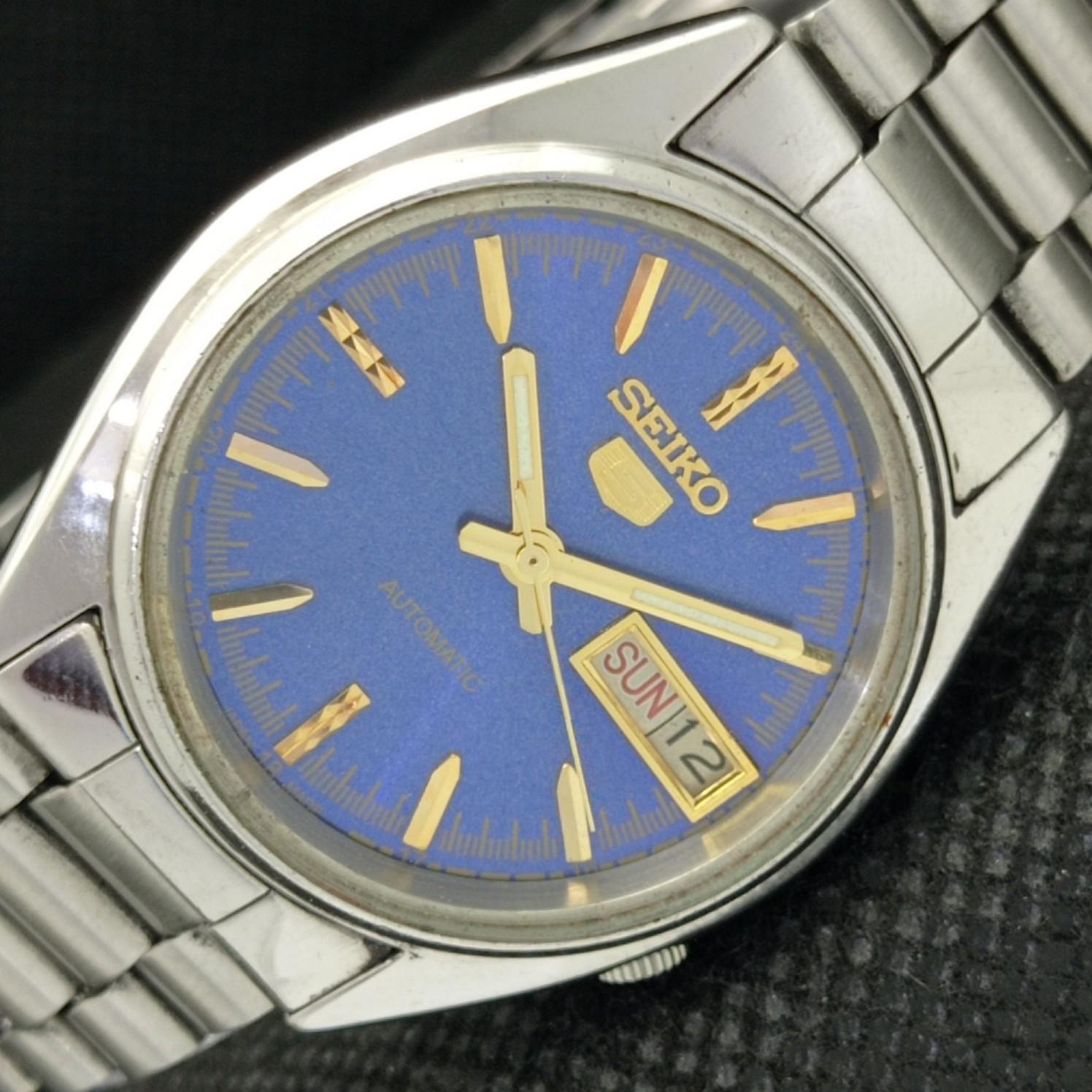 USED VINTAGE SEIKO 5 AUTOMATIC 7009A JAPAN MENS D/D BLUE WATCH 608a-a315048-9 SKU608a-a315048
USED VINTAGE SEIKO 5 AUTOMATIC 7009A JAPAN MENS D/D BLUE WATCH 608a-a315048-9 SKU608a-a315048