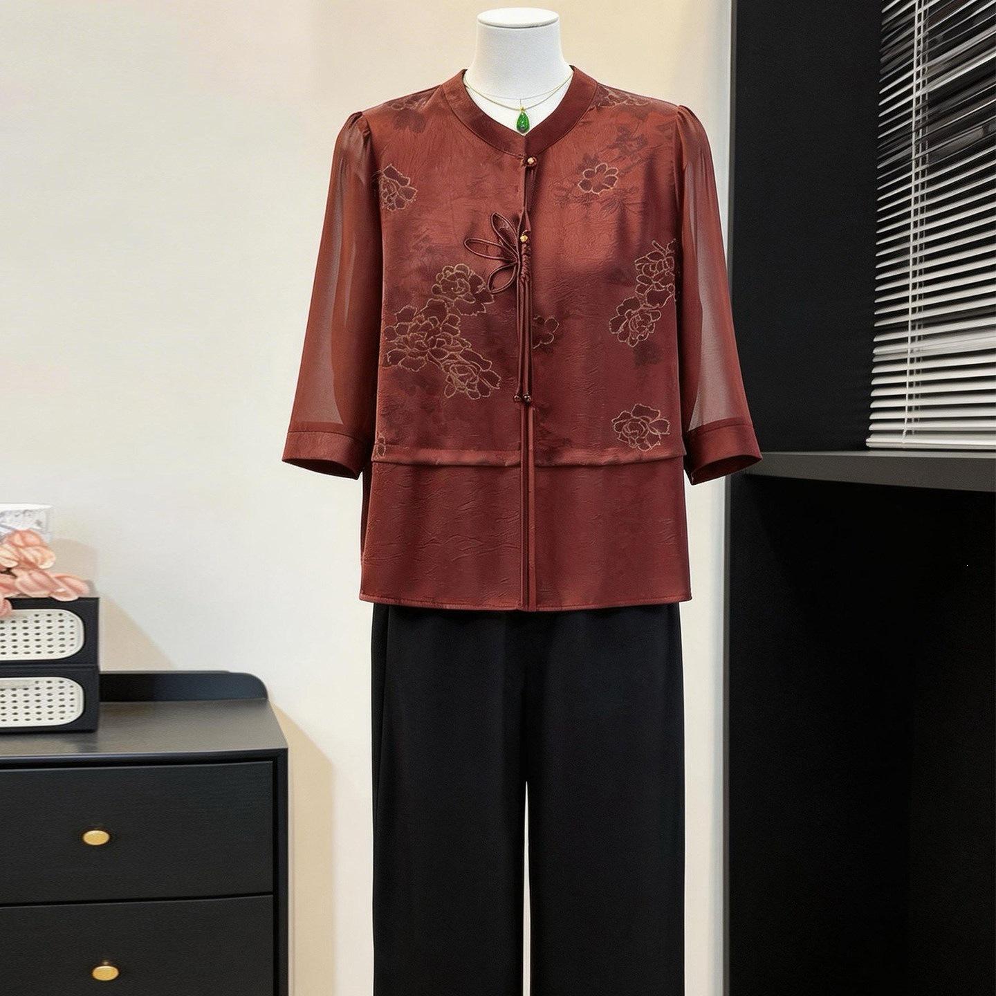 Elegant Chiffon Summer Suit for Women: New 2026 Chinese Style Top for Middle-Aged and Elderly, Suitable for Spring and Autumn XL 105-120 lbs
Elegant Chiffon Summer Suit for Women: New 2026 Chinese Style Top for Middle-Aged and Elderly, Suitable for Spring and Autumn XL 105-120 lbs