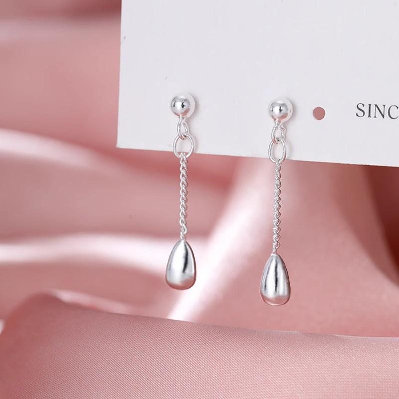 Серьги Anenjery Smooth Water Droplet с длинными кисточками для женщин, новые атмосферные модные серьги в стиле ниши, ювелирные изделия в подарок белый
Серьги Anenjery Smooth Water Droplet с длинными кисточками для женщин, новые атмосферные модные серьги в стиле ниши, ювелирные изделия в подарок белый