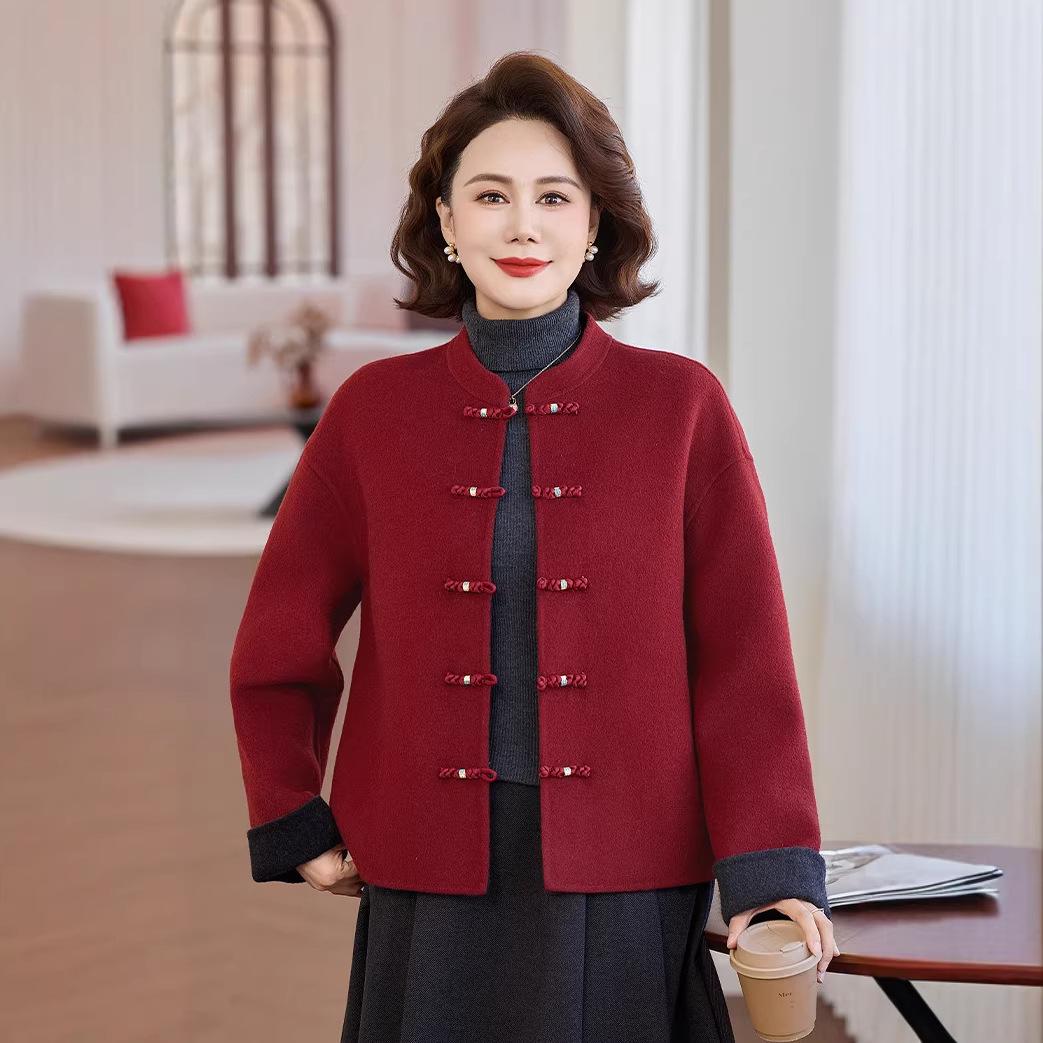 Winter 2025 Double-Sided Cashmere Coat for Middle-aged Women - New Chinese Style in Mother-in-Law s Red S (for weight below 120 jin)
Winter 2025 Double-Sided Cashmere Coat for Middle-aged Women - New Chinese Style in Mother-in-Law s Red S (for weight below 120 jin)