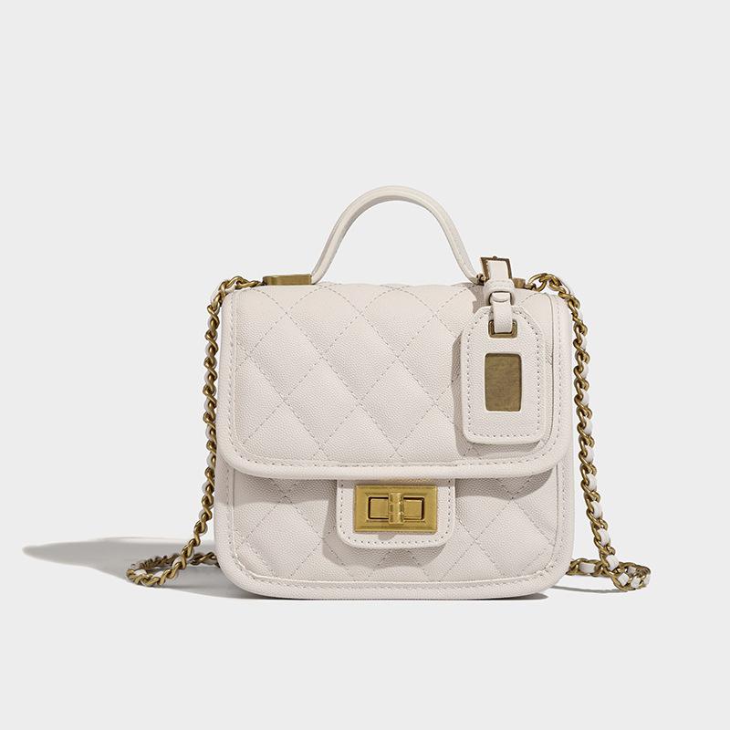 Xiaoxiang rhombus embroidered thread chain bag 2024 new bag women s versatile niche light luxury portable shoulder messenger bag
Xiaoxiang rhombus embroidered thread chain bag 2024 new bag women s versatile niche light luxury portable shoulder messenger bag