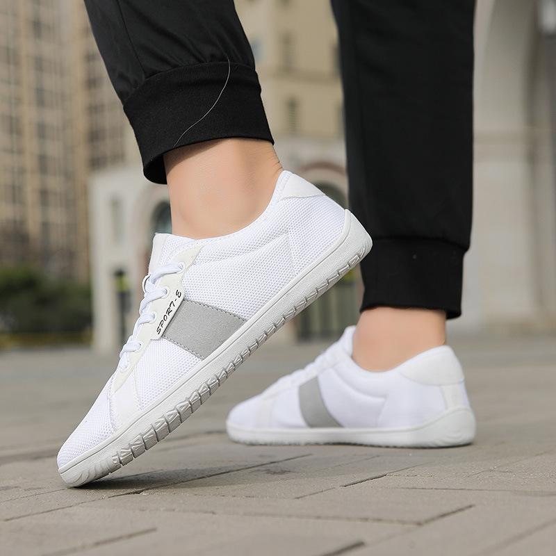 Sports and leisure shoes source factory couple flying woven soft sole non-slip walking shoes wide head flat foot outdoor shoes breathable shoes 38
Sports and leisure shoes source factory couple flying woven soft sole non-slip walking shoes wide head flat foot outdoor shoes breathable shoes 38