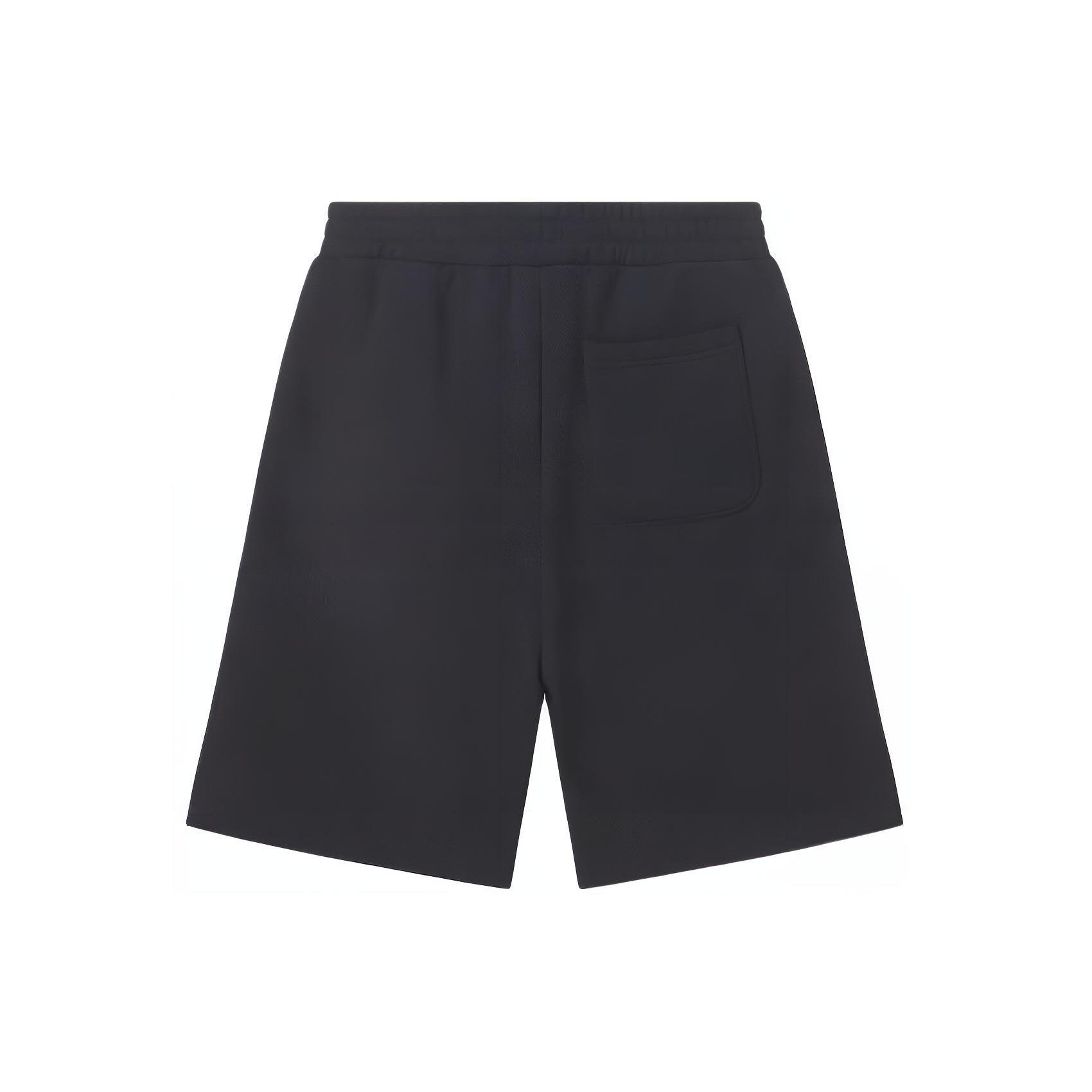 Новые спортивные шорты Converse Унисекс Черные 10027236-A01 M
Новые спортивные шорты Converse Унисекс Черные 10027236-A01 M