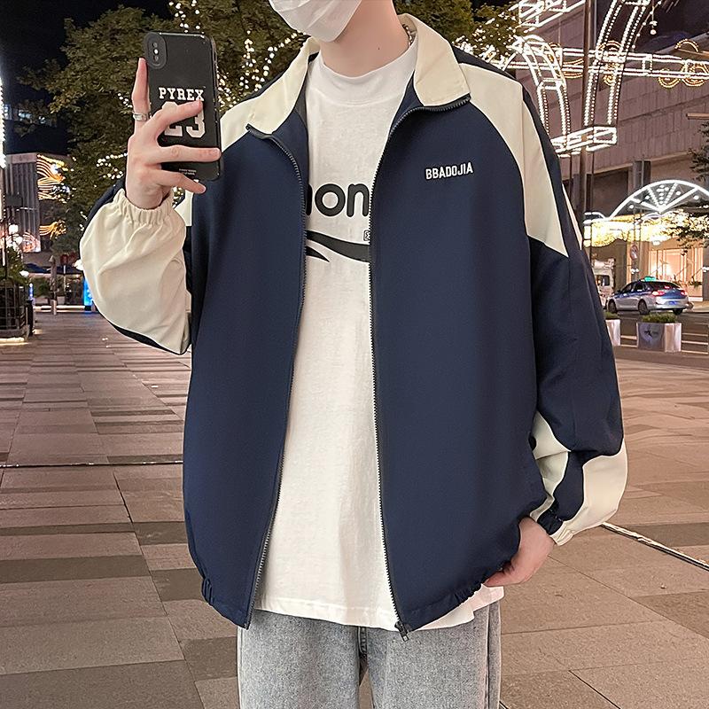 Jacket Men s Spring and Autumn 2025 New Trend Handsome Casual Thin Jacket Fashion Couple Reflective Men s Gown 3XL
Jacket Men s Spring and Autumn 2025 New Trend Handsome Casual Thin Jacket Fashion Couple Reflective Men s Gown 3XL