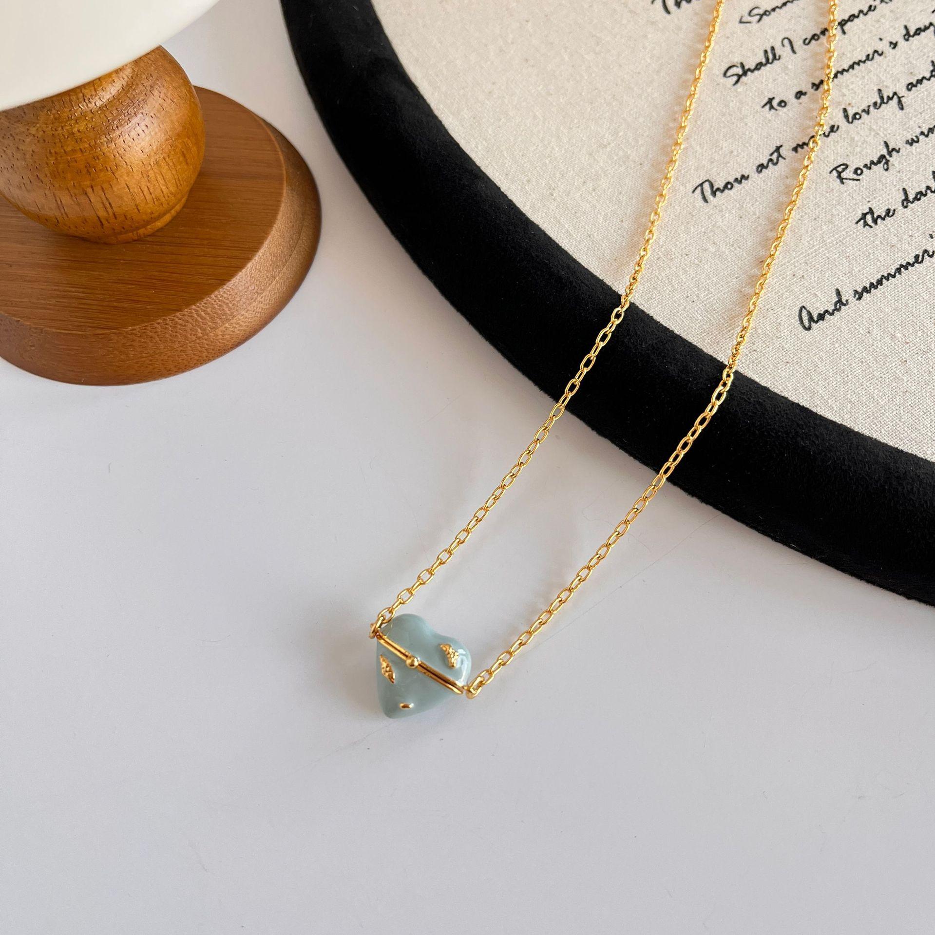 Нішевий дизайн об ємного намиста з любов ю, що відкривається та закривається, бордова емаль крапля, персикове серце, ланцюжок для светра, довгий багатошаровий ланцюжок на шию світло-зелений колір
Нішевий дизайн об ємного намиста з любов ю, що відкривається та закривається, бордова емаль крапля, персикове серце, ланцюжок для светра, довгий багатошаровий ланцюжок на шию світло-зелений колір