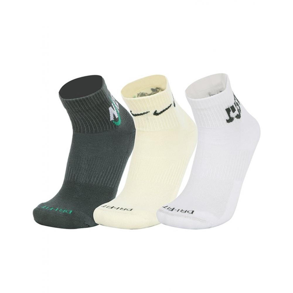 Nike Спортивные носки Everyday Plus с мягкой подкладкой, 3 шт. в упаковке DH382790122 S
Nike Спортивные носки Everyday Plus с мягкой подкладкой, 3 шт. в упаковке DH382790122 S