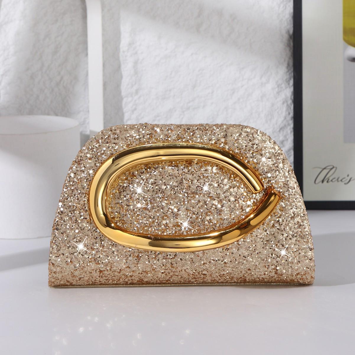 Retro European & American Style Evening Clutch - Classic Handheld Bag for Fashionable Banquets
Retro European & American Style Evening Clutch - Classic Handheld Bag for Fashionable Banquets