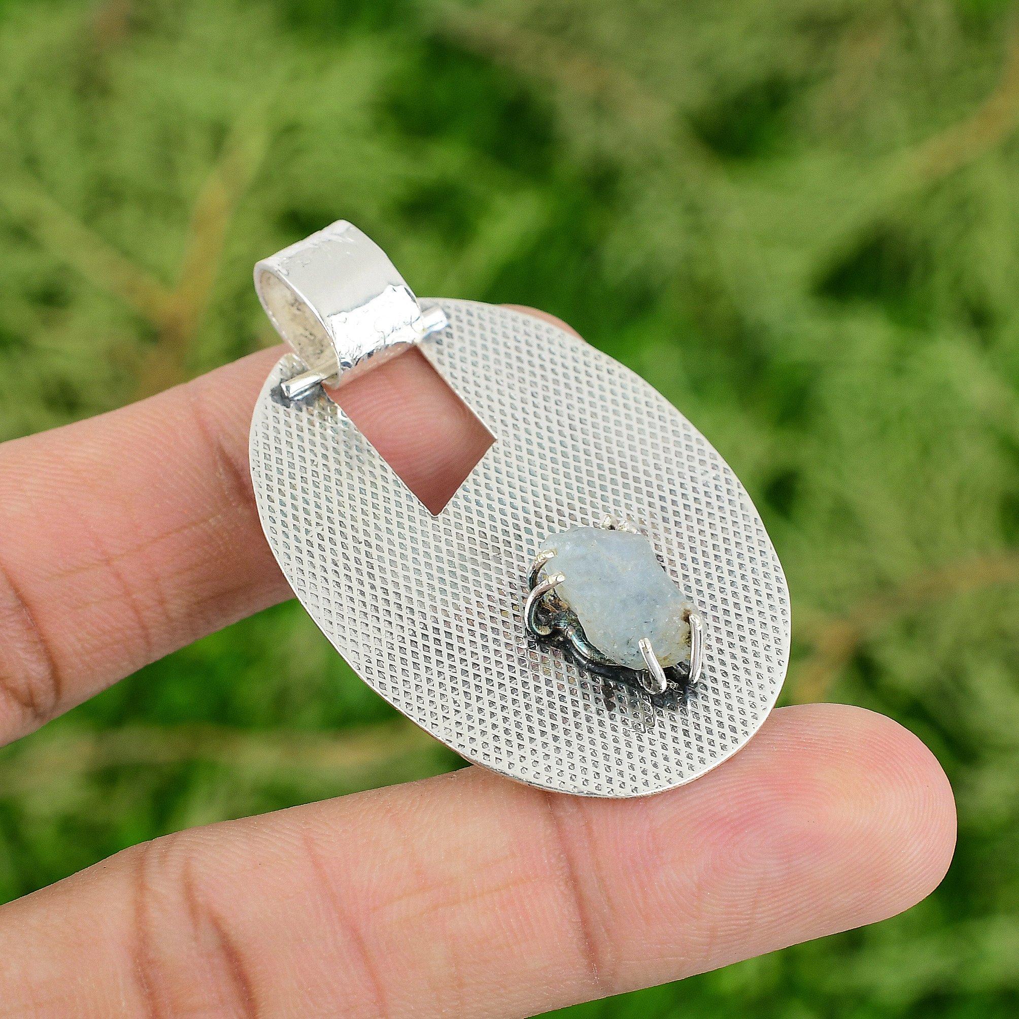 925 Sterling Silver Aquamarine Rough Gemstone Wife Trendy Wedding Unique Pendant
925 Sterling Silver Aquamarine Rough Gemstone Wife Trendy Wedding Unique Pendant