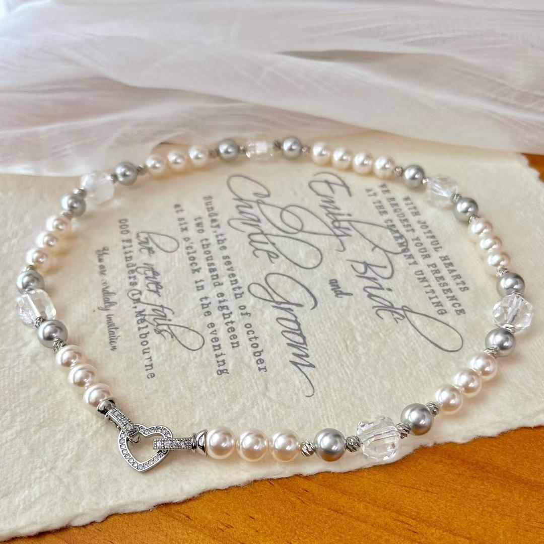 Vintage High Quality Faux Crystal Pearl Natural White Crystal Sweater Chain Necklace Collarbone Chain
Vintage High Quality Faux Crystal Pearl Natural White Crystal Sweater Chain Necklace Collarbone Chain