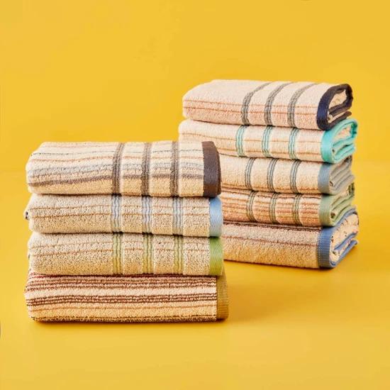 Полотенце для лица в полоску из 100% хлопка (50х70 см) 
Полотенце для лица в полоску из 100% хлопка (50х70 см)