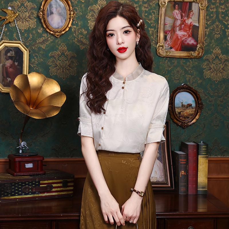 2026 Women s New Chinese Style Stand Collar Jacquard Shirt - Versatile Dark Floral Retro Chiffon Design XL
2026 Women s New Chinese Style Stand Collar Jacquard Shirt - Versatile Dark Floral Retro Chiffon Design XL