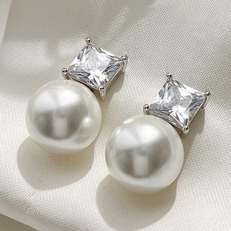 CAOSHI Temperament Imitation Pearl Earrings for Women Single Princess Cubic Zirconia Exquisite Accessories Lady s Jewelry Gifts
CAOSHI Temperament Imitation Pearl Earrings for Women Single Princess Cubic Zirconia Exquisite Accessories Lady s Jewelry Gifts