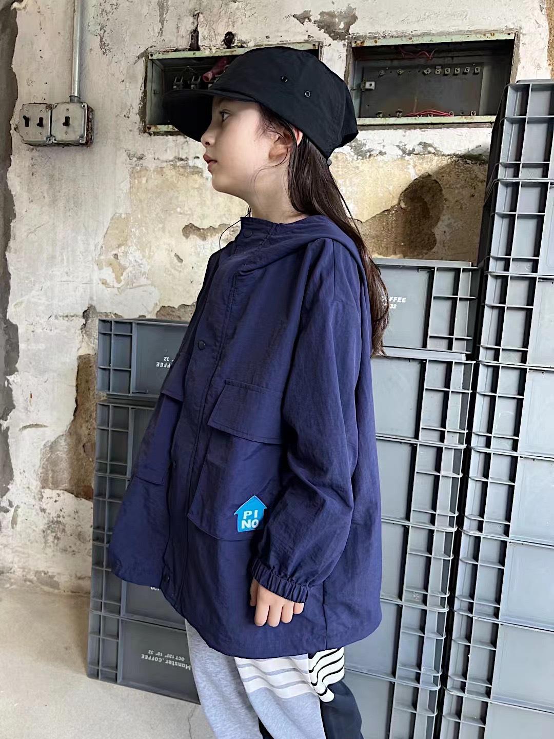 25th Anniversary Autumn Minimalist Windproof Hooded Jacket – Stylish, Lightweight, and Perfect for Camping & Hiking 120 cm
25th Anniversary Autumn Minimalist Windproof Hooded Jacket – Stylish, Lightweight, and Perfect for Camping & Hiking 120 cm